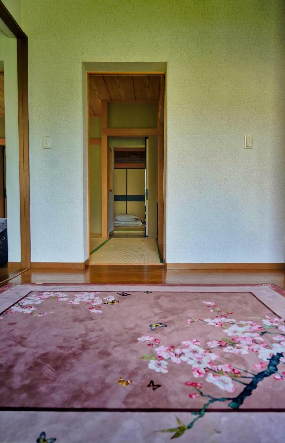 富士の樱house 宝栄 Villa Fujikawaguchiko Dış mekan fotoğraf